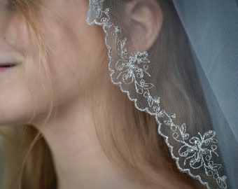 First communion veil with beads 1-st holy communion veil