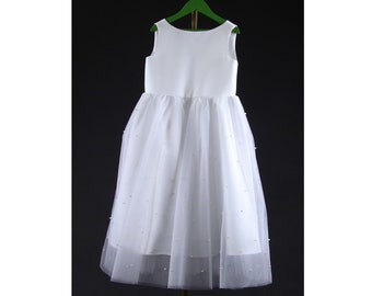 White pearl First Communion Dress Tulle Flower Girl Dress with pearls White 1st Holy Communion Dress tulle Dress for girl wedding with bow