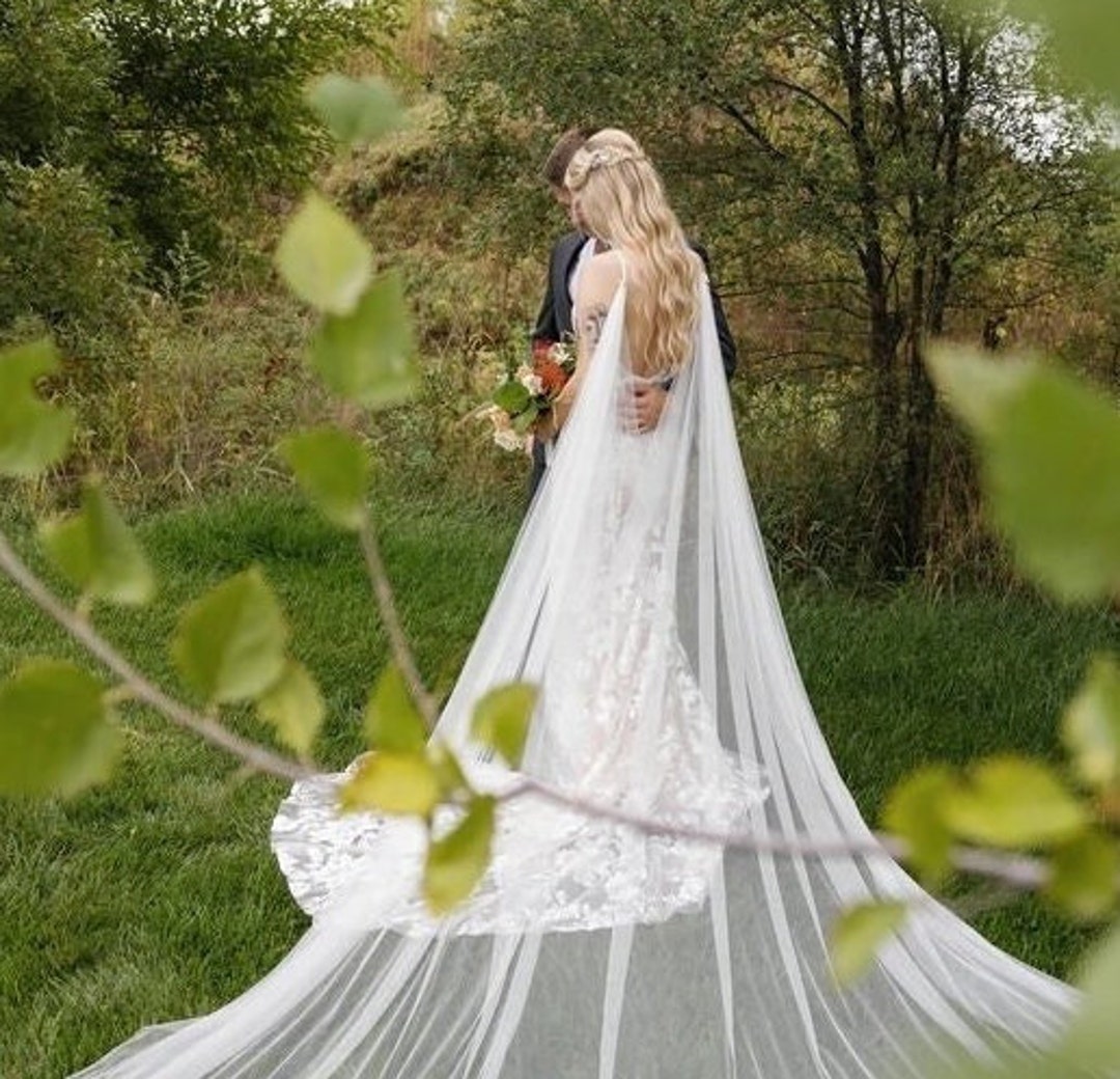 Wedding Cape Veil for a Dress With Spaghetti Straps With Beadc