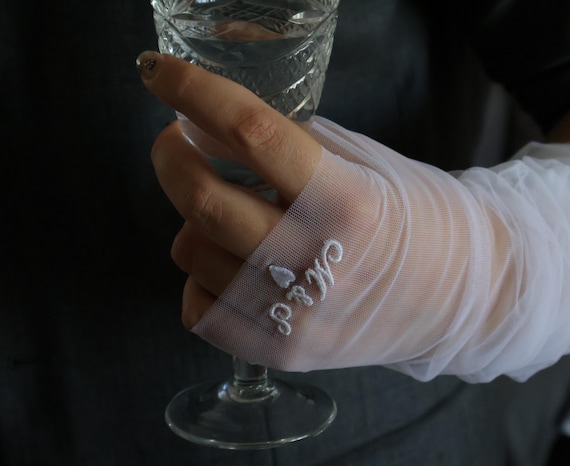 Custom Fingerless gloves with embroidered text Custom gloves with the wedding date Tulle Sleeves