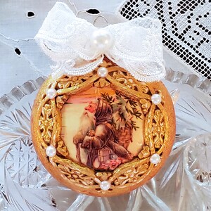 Handmade Christmas Baubles/Decoupaged Vintage Victorian Santa Images/Shabby Chic/White Lace Bow/Pearl Embellishments/Unique Keepsake Gift