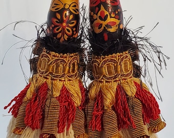 Vintage Babushka Doll Tassel: Hand-Painted Wooden Accent