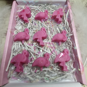 Flamingo Luxury Wax Melts Strong Fragrance Gift Box Pink Numerous Colours Perfume Dupes Valentines Birthday Mothers Day Personalised Option