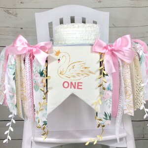 Floral Swan 1st Birthday High Chair Banner, Birthday, Can Be Used As Wall Banner, High Chair Tutu, First Birthday, Garland, Buntin