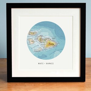 Map of Maui, Hawaii map, Circle Map, Map of Hawaii Framed, Hawaii Gift, Personalized Map Art, Custom Map Art