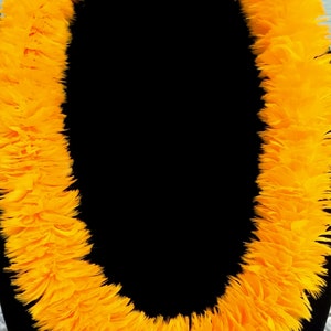 DIY Hawaiian Feather Lei Kit incl 2 lei key instructions, 3rd hand clamp, poepoe tutorial and 3 ounces of dark ilima goose feathers