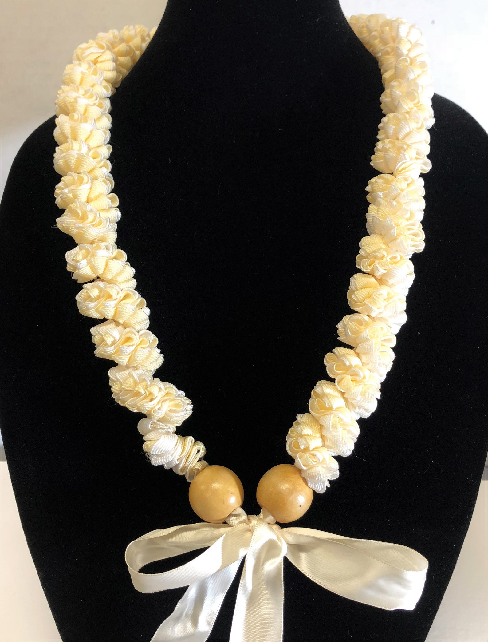 Ribbon Lei Pikake Blossom Ivory and White Hawaiian Wedding Etsy