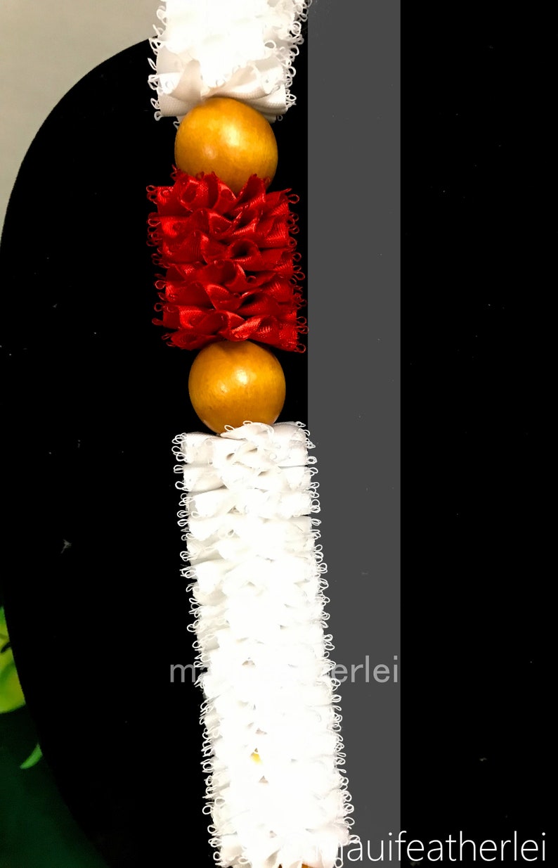 35 Inch Size Adjustable Red and White Satin Ribbon Lei Handmade in Maui ...