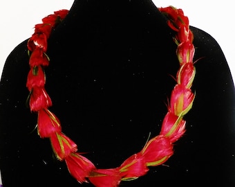 maui rosebud lei lokelani leis graduation lei hulu hawaiian feather lei hulu wedding lei birthday leis graduation leis