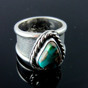 Pilot Mountain Turquoise and Sterling Silver Ring, Size 5.5, Southwestern jewelry, modern jewelry, boho ring image 6
