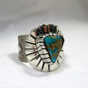 Pilot Mountain Turquoise Ring, Size 7.75. sterling Silver. Southwestern jewelry, modern jewelry, boho ring image 3