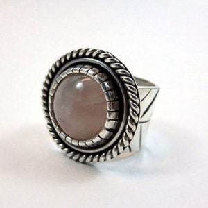 Desert Rose ring, Rose quartz and sterling silver. Size 8. Statement ring image 1