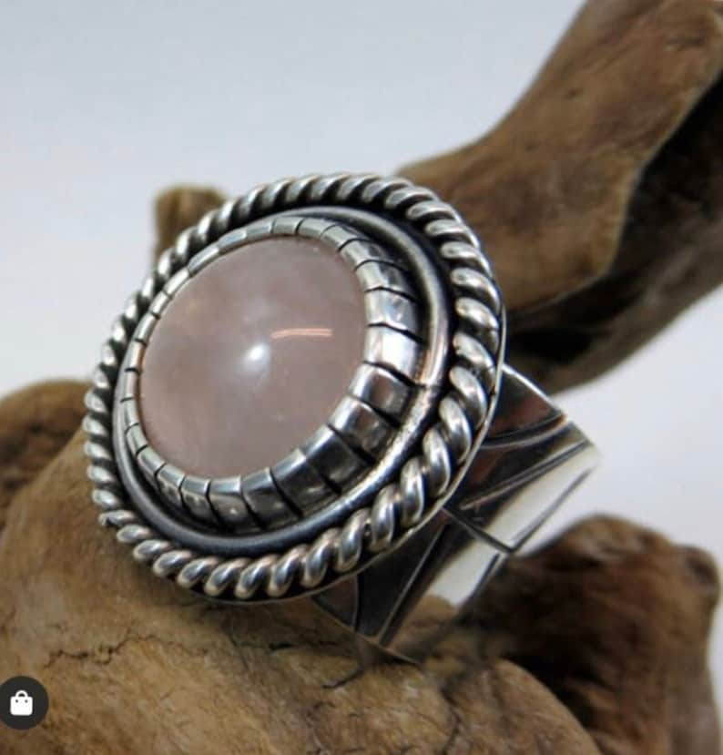 Desert Rose ring, Rose quartz and sterling silver. Size 8. Statement ring image 3