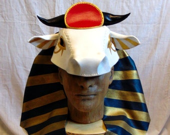 Egyptian headdress: Hathor