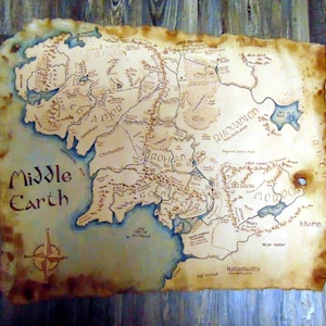 Mapa grande de la Tierra Media en cuero
