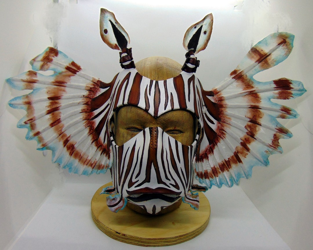 Leather Lionfish Crown and Facemask Set - Etsy Canada