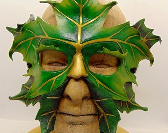 Máscara de cuero de hombre verde