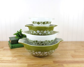 Spring Blossom Pyrex Cinderella Nesting Bowl Set of 4 | Green Daisy | F369