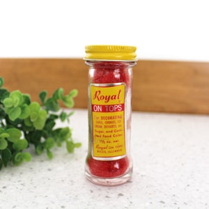 Vintage Royal On Tops Cake Decorating Sprinkles Glass Jar Advertising / D065