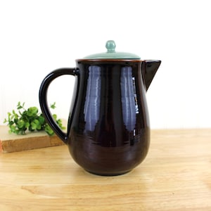 Vintage Red Wing Pottery Village Green Coffee Pot Beverage Server | E849