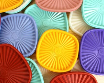 Vintage TUPPERWARE Replacement Lids Servalier Starburst #839 #837