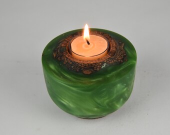 tea light, banksia seed pod from Australia, dyed epoxy resin, tp22-87