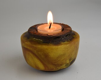 tea light, banksia seed pod from Australia, dyed epoxy resin, tp22-91
