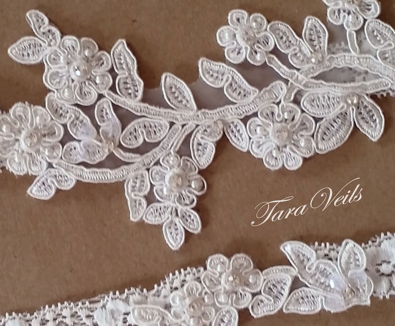 Garter,wedding garter,Bridal garter set,Light Ivory Garter,wedding garters,bridal garter,Floral lace garter,Vintage Garter image 2