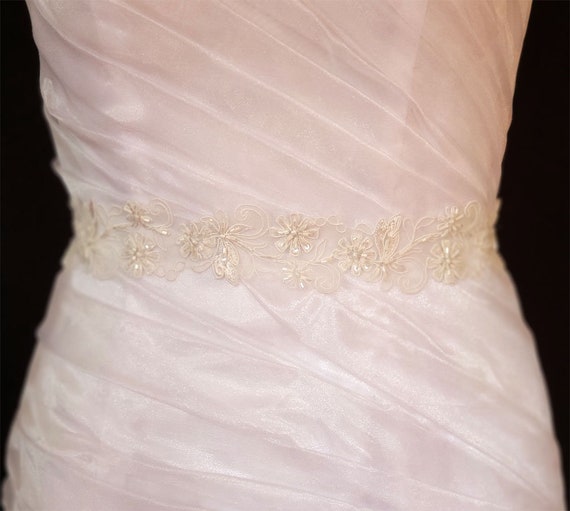 Ivory Embroidery Sash,bridesmaid Sash, Beaded Floral Sash  display picture 1