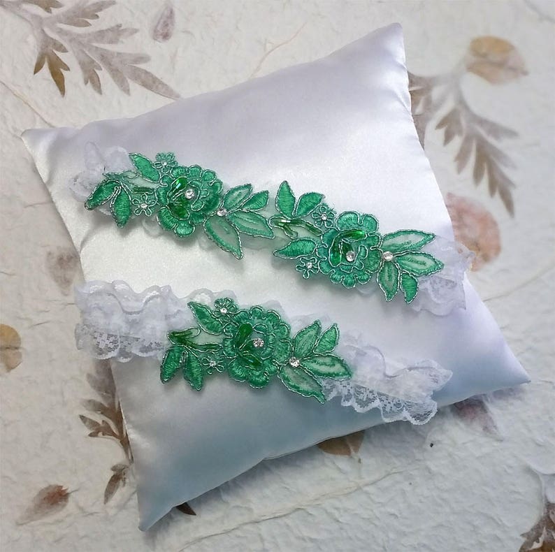 Green garter Clearance