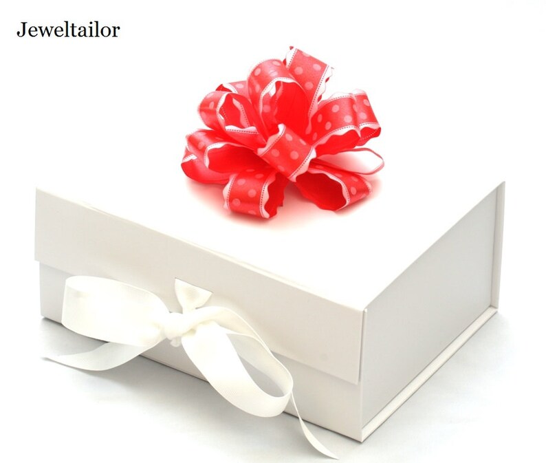 Medium Luxurious White Ribbon Tie Snap Shut Gift Box 23.5cm Etsy