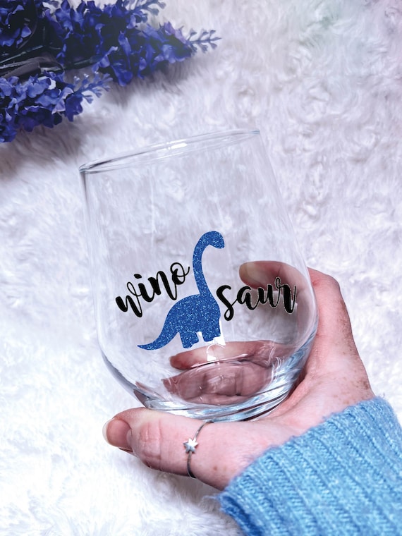 Winosaur Wine Glass, Dinosaur Glass, Funny Wine Glass, Pun Glass, Dinosaur  Pun, Sparkly Dinosaur, Wino Saur Glass - Etsy