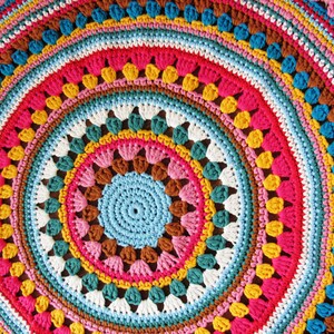 Pattern Crochet rug image 3