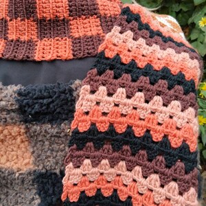 Crochet pattern mixing scarf image 4