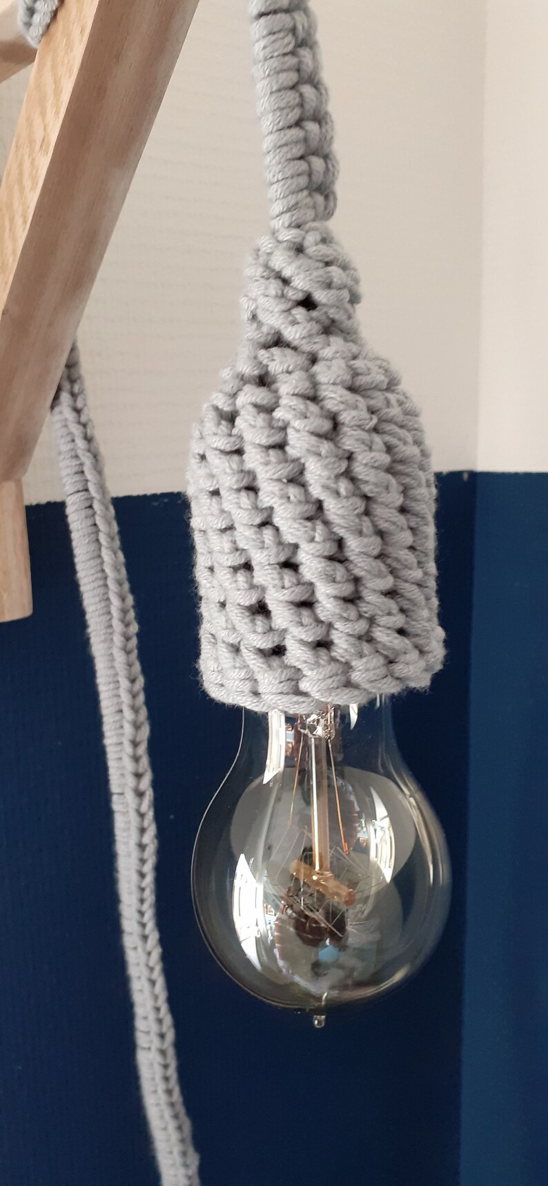 Crochet lampshade