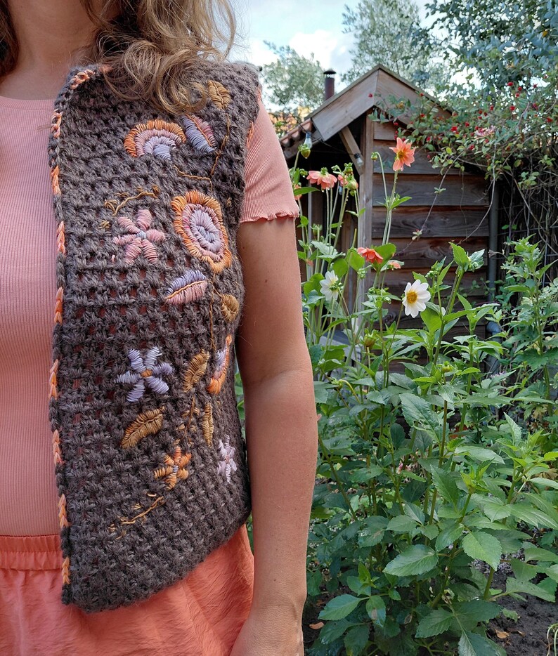 Gilet crochet à fleurs Jaune