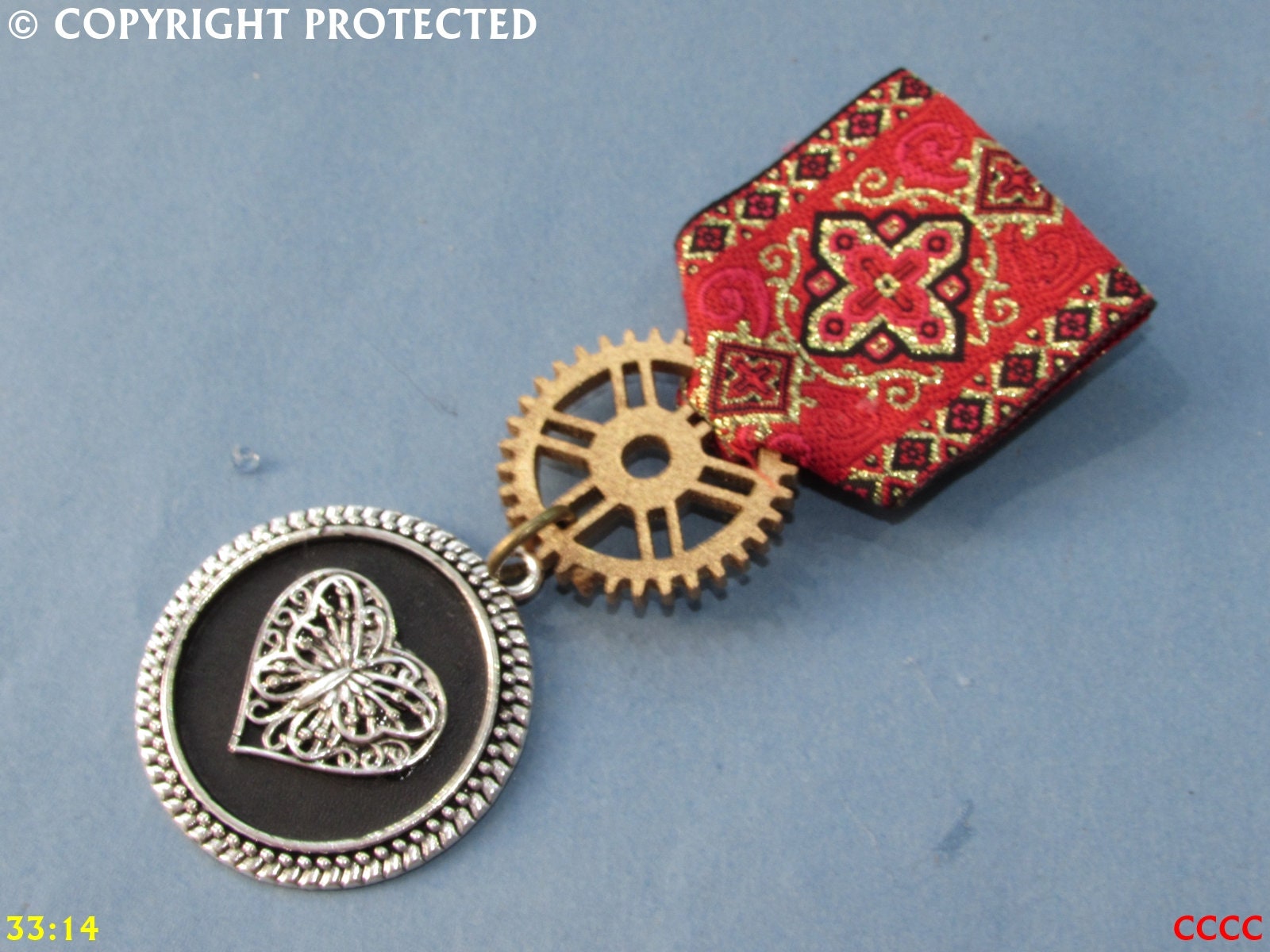 Steampunk Gothic Badge Brooch Pin – Rainbow LGBT Crown Drape – Captain Cumberpatch