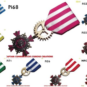 Steampunk Compass Pin Badge: Pirate Costume Medal