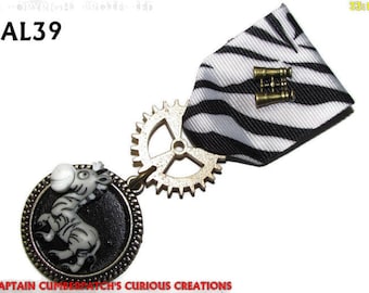 Steampunk pin badge broche medaille zebra jungle safari paard gestreept #MAL39