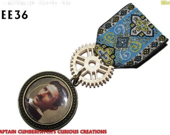 Steampunk pin drape badge brooch medal Nikola Tesla coil inventor engineer #MEE36