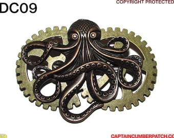 Steampunk pin badge brooch dark copper octopus / kraken on two bronze cogs / gearwheels #DC09
