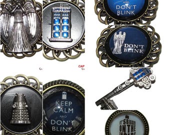 Steampunk pin badge brooch weeping angel don't blink police box