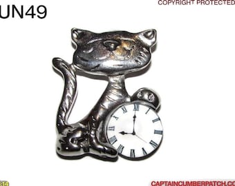 Broche con pin Steampunk plateado de gatito con reloj #UN49