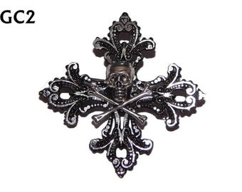 Steampunk Pin Anstecker schwarzes Gothic Kreuz mit einem silbernen Piraten Totenkopf #GC02