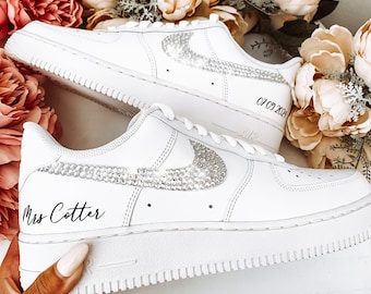 Nike AirForce 1 för bröllop med gift namn / Nikes för bröllop / Nike Air Force 1 för bröllop / Glittriga Nikes / Brudskor / Nikes för brud