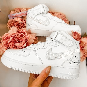 Bridal tall Custom Pearl & Swarovski Nike Air Force 1 married name / High top Wedding Nike bling sneakers / Wedding day Nike Air Force 1