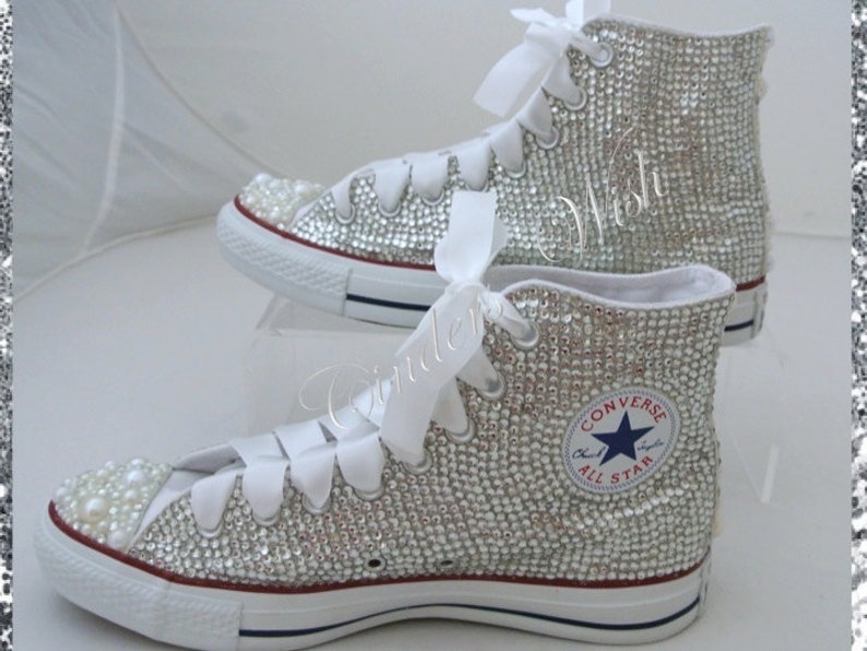 black converse with pearls