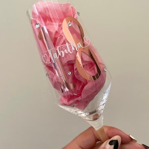 Swarovski premium 18th birthday champagne glass / 21st champagne glass / celebration glass / personalised 18 glass / gin birthday glass