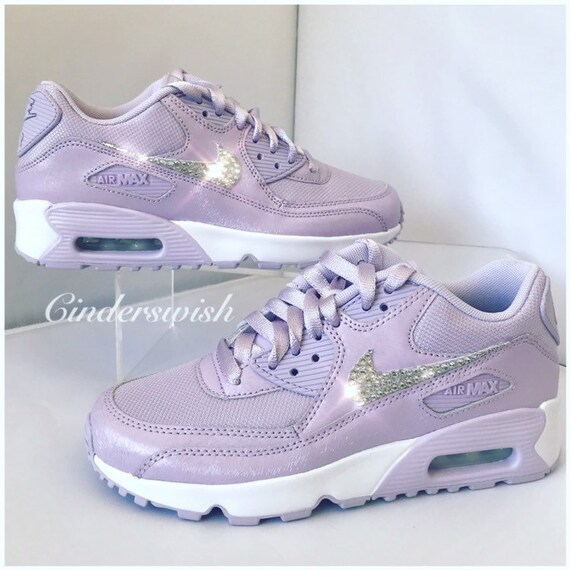 Bling Nike air max Swavorski Nikes Bling Nikes Nike violet lilas Nikes Nike personnalisé Bling Nike air max Swavorski Nikes Bling Nikes Nike violet lilas Nikes Nike personnalisé