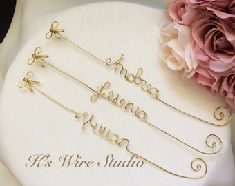 Bow Bookmark, A Personalized Wire Name Bookmark with a bow, A Custom Bookmark, Book Lover Gift, Unique Bookmark